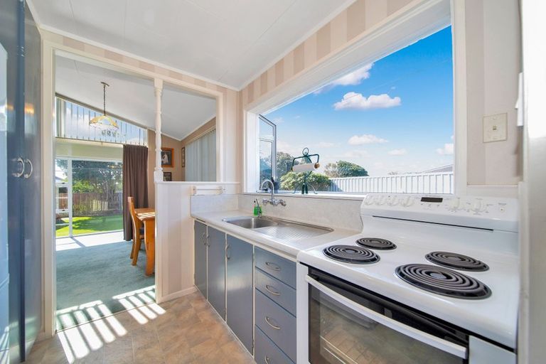 Photo of property in 24 Maire Street, Hawera, 4610