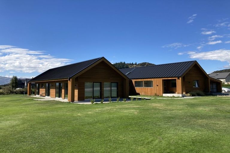 Photo of property in 40 Northburn Road, Wanaka, 9305