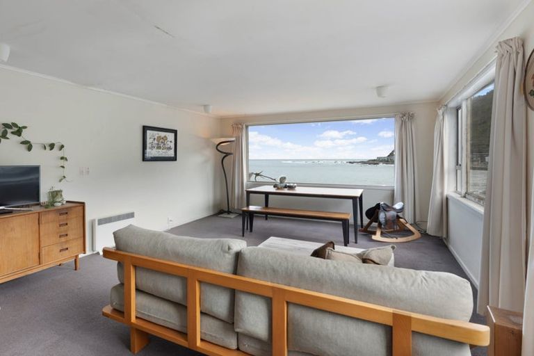 Photo of property in 44 Owhiro Bay Parade, Owhiro Bay, Wellington, 6023