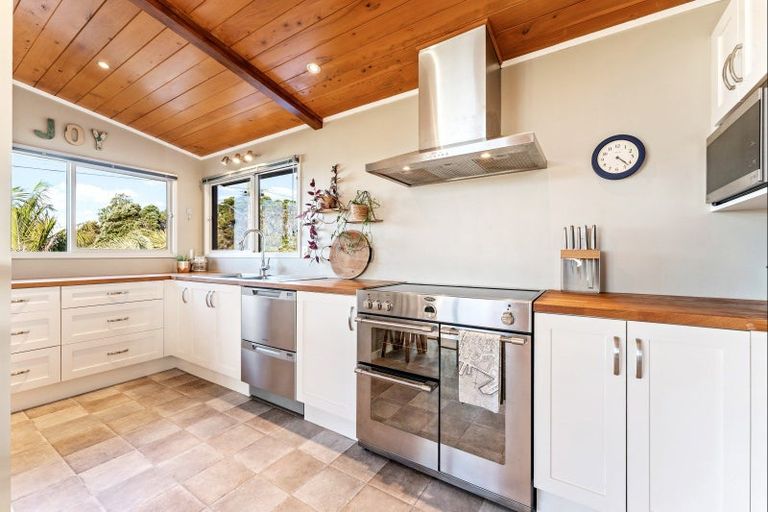 Photo of property in 38 Green Road, Matakana, Warkworth, 0985