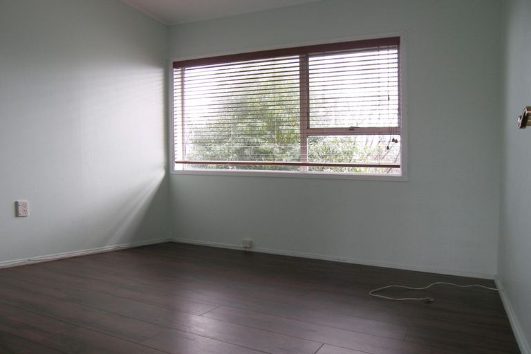 Photo of property in 15 Joyce Street, Pahurehure, Papakura, 2113