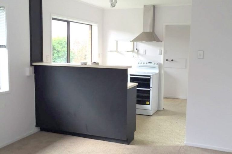 Photo of property in 75a/3 West Coast Road, Glen Eden, Auckland, 0602