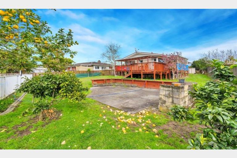 Photo of property in 15 Joyce Street, Pahurehure, Papakura, 2113