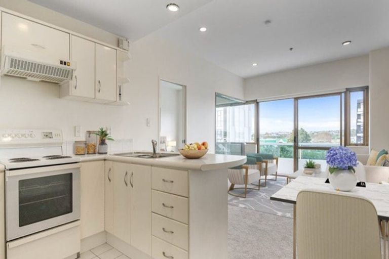 Photo of property in 4/15h Auburn Street, Takapuna, Auckland, 0622