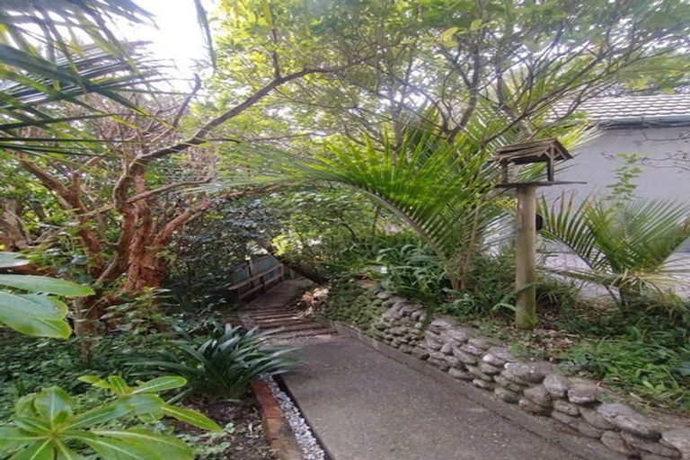 Photo of property in 19 Torwood Road, Khandallah, Wellington, 6035