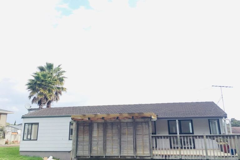 Photo of property in 11 Idesia Place, Totara Heights, Auckland, 2105