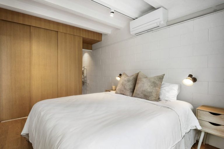 Photo of property in 15/73 Princes Street, Northcote Point, Auckland, 0627