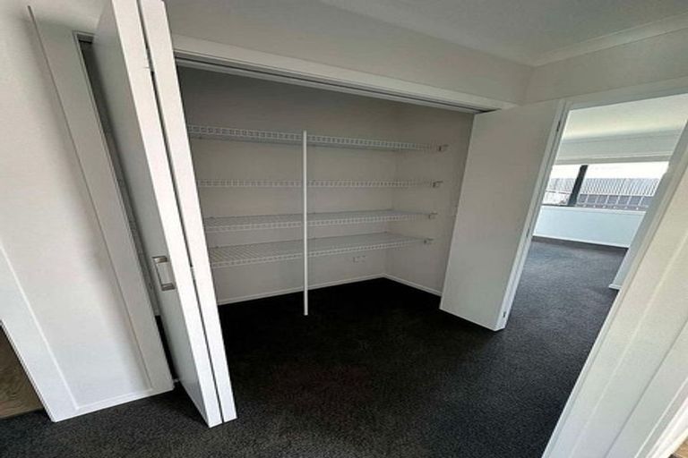 Photo of property in 128a Weraroa Road, Levin, 5510