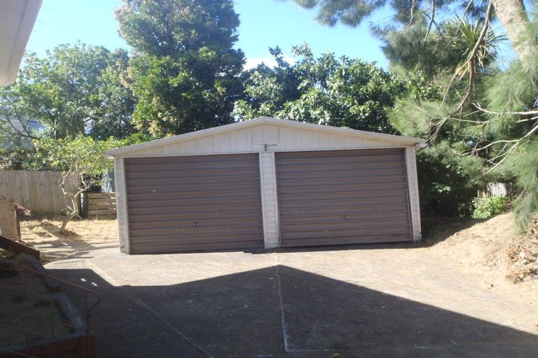 Photo of property in 37 Meilland Place, Glen Eden, Auckland, 0602