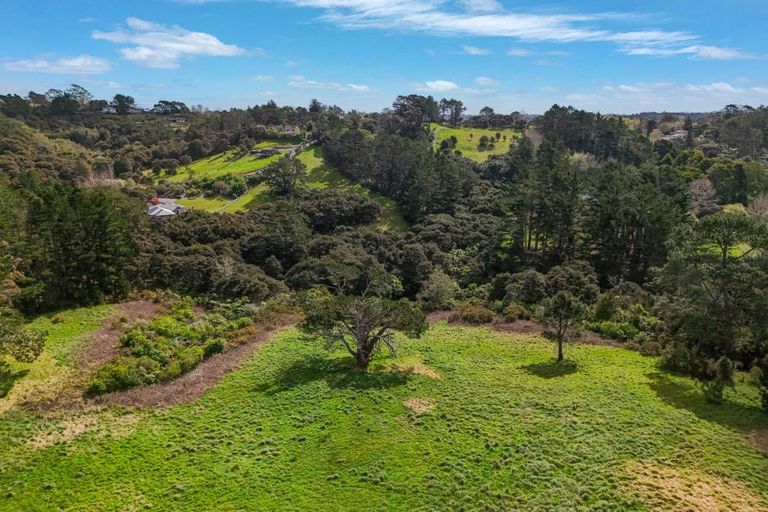 Photo of property in 62 Paremoremo Road, Lucas Heights, Auckland, 0632