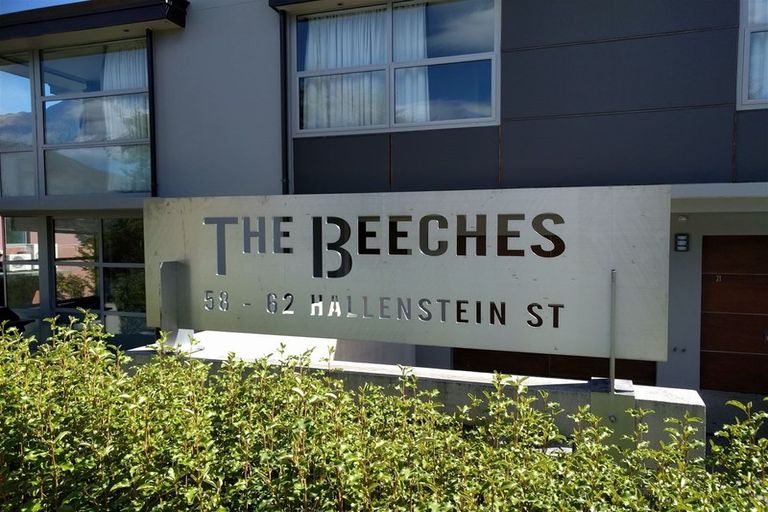 Photo of property in The Beeches Apartments, 13/60 Hallenstein Street, Queenstown, 9300