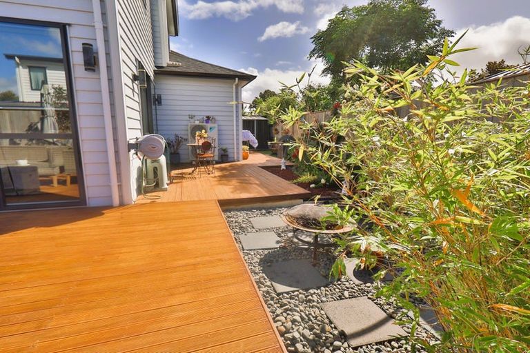 Photo of property in 16 Francesco Drive, Karaka, Papakura, 2113