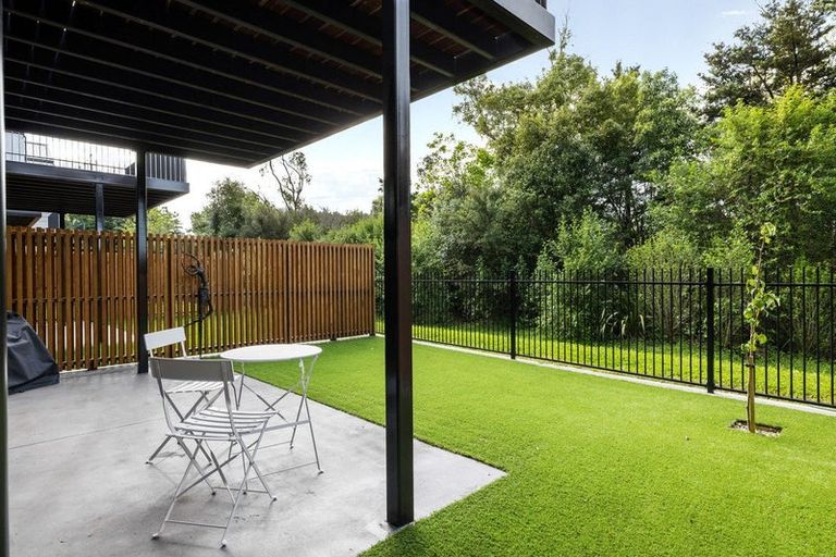 Photo of property in 15 Lakewood Lane, Cambridge, 3434