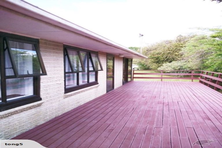 Photo of property in 29 Fairdene Avenue, Henderson, Auckland, 0610