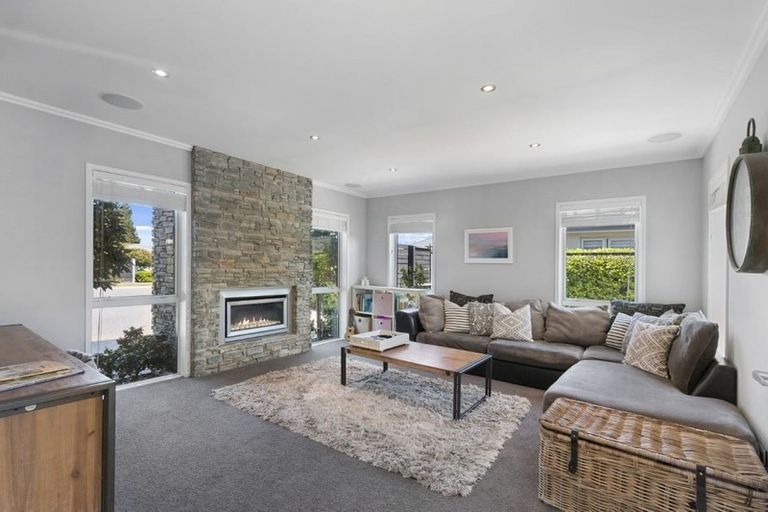 Photo of property in 22 Northwater Drive, Northwood, Christchurch, 8051