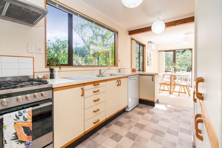 Photo of property in 13 Bendbrook Way, Ngaio, Wellington, 6035