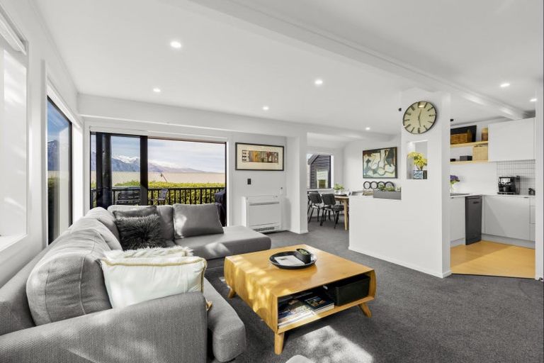 Photo of property in 1 Highview Terrace, Queenstown, 9300