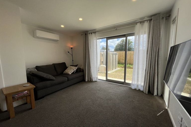 Photo of property in 99 Ngae Place, Mangere East, Auckland, 2024