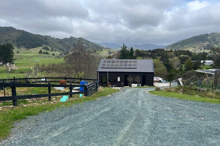 Photo of property in 30 Hawaiki Lane, Hira, 7071