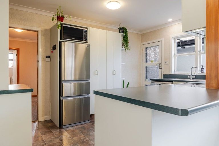 Photo of property in 6 Sheffield Street, Awapuni, Palmerston North, 4412