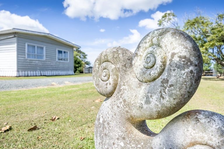 Photo of property in 67 West Coast Road, Te Kopuru, Dargaville, 0371