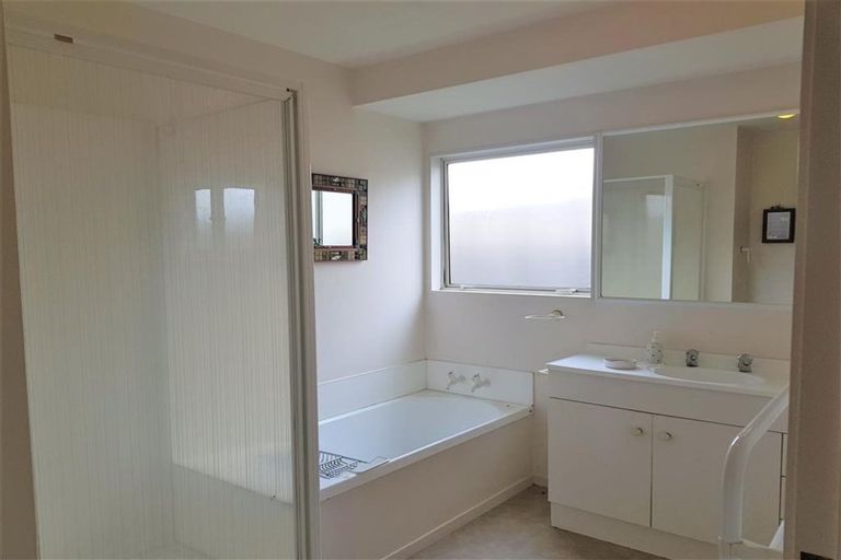 Photo of property in 131 Portage Road, New Lynn, Auckland, 0600