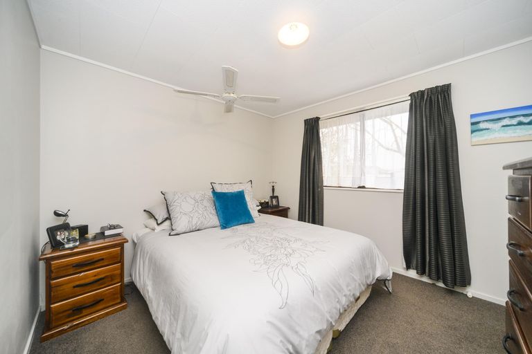 Photo of property in 6 Mercury Street, Milson, Palmerston North, 4414