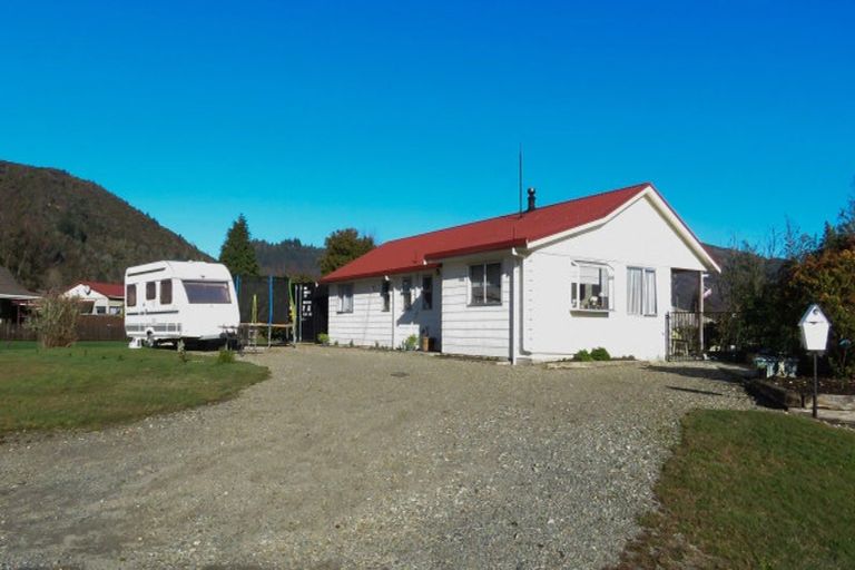 Photo of property in 31 Coal Street, Reefton, 7830