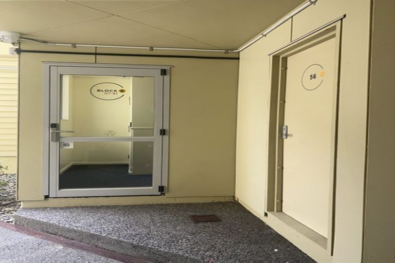 Photo of property in Basin Reserve Complex, 56/4 Sussex Street, Mount Cook, Wellington, 6021