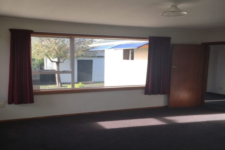 Photo of property in 156 Springs Road, Hornby, Christchurch, 8042