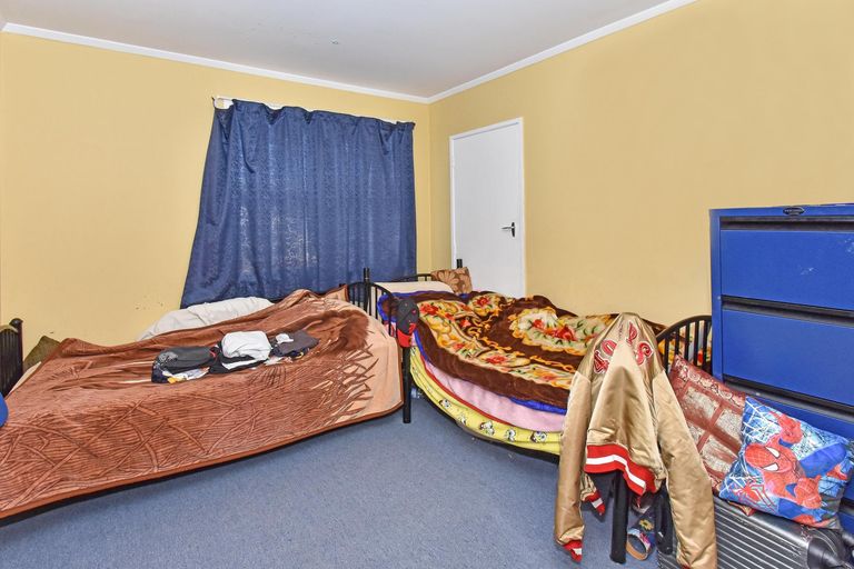 Photo of property in 30 President Avenue, Papakura, 2110