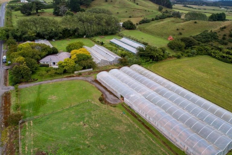 Photo of property in 1066 Egmont Road, Egmont Village, New Plymouth, 4372