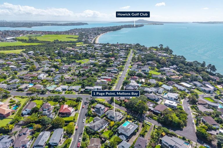 Photo of property in 1 Page Point, Mellons Bay, Auckland, 2014
