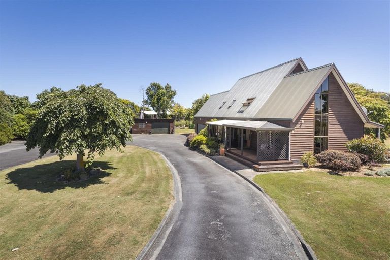 Photo of property in 9 Wanganui Road, Marton, 4710