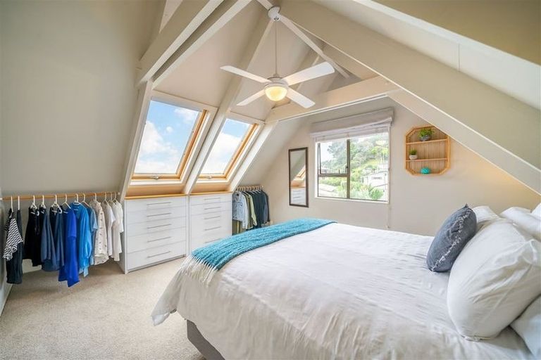 Photo of property in 86 Mercury Way, Whitby, Porirua, 5024