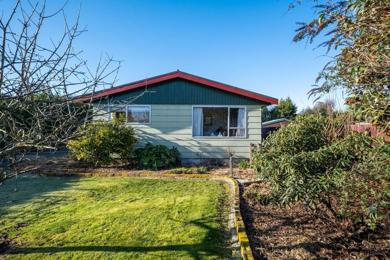 Photo of property in 22 Campbell Street, Geraldine, 7930