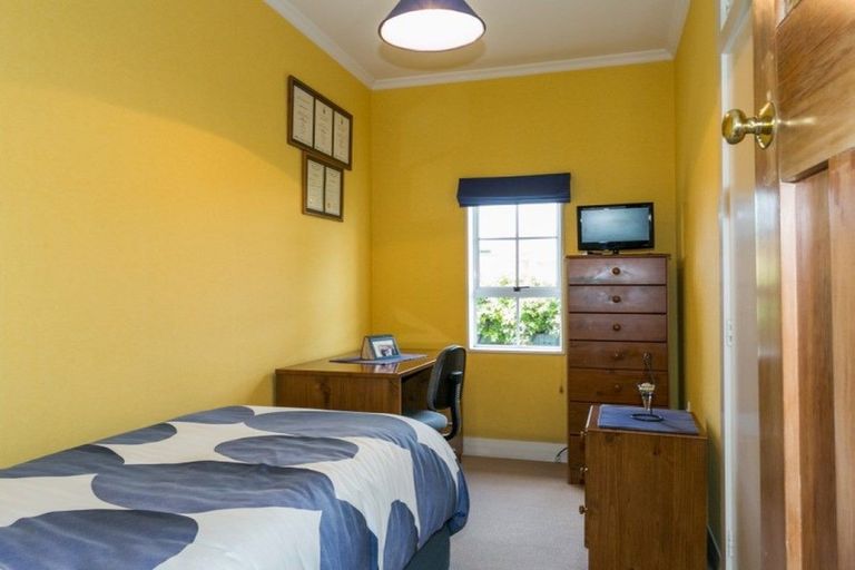 Photo of property in 87 Meeanee Road, Taradale, Napier, 4112