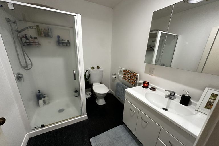 Photo of property in 22 Tamar Street, Island Bay, Wellington, 6023