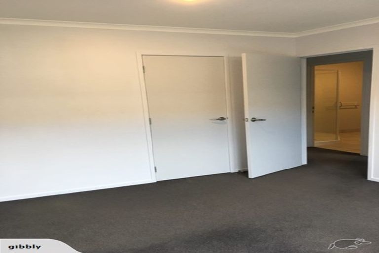 Photo of property in 3b Scotland Place, Hillcrest, Hamilton, 3216