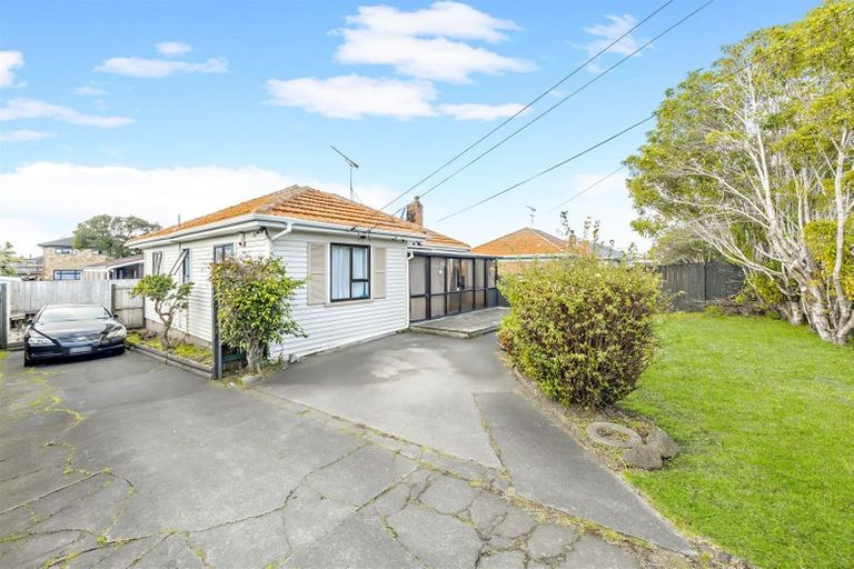 Photo of property in 1/18 Ashlynne Avenue, Papatoetoe, Auckland, 2025