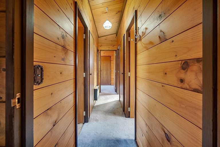 Photo of property in 247 Tukapa Street, Westown, New Plymouth, 4310