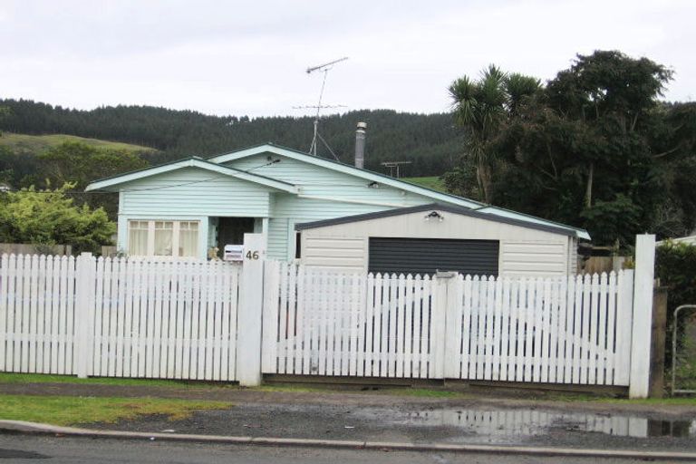 Photo of property in 46 Awaroa Road, Helensville, 0800