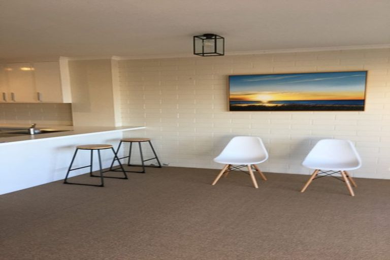 Photo of property in 23a/3 Hamblyn Street, Strandon, New Plymouth, 4312