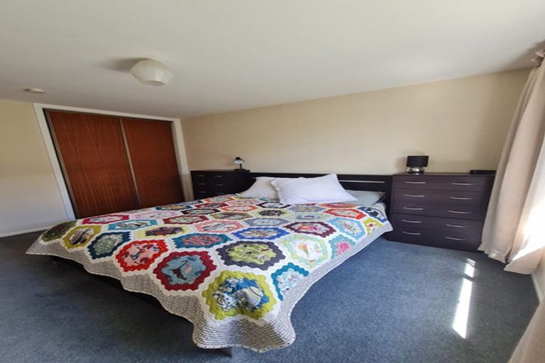 Photo of property in 12 Greenock Street, Redwood, Christchurch, 8051