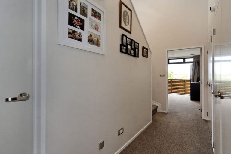 Photo of property in 48 Squadron Drive, Hobsonville, Auckland, 0616