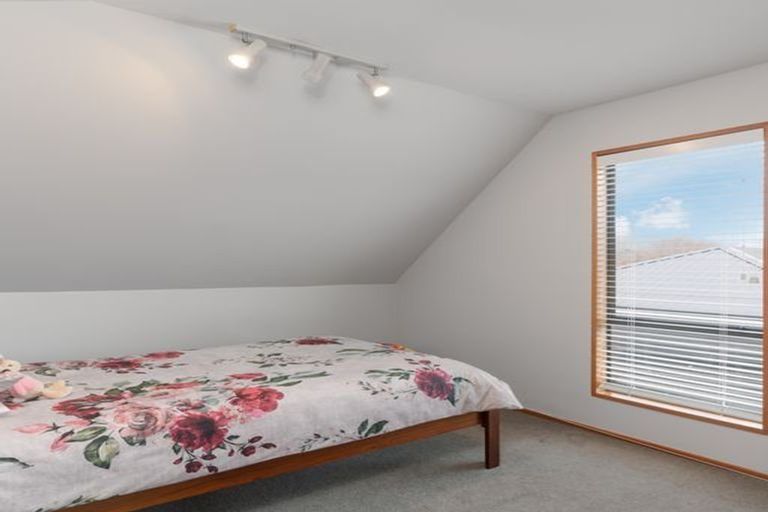 Photo of property in 52 Arlington Street, Burnside, Christchurch, 8053