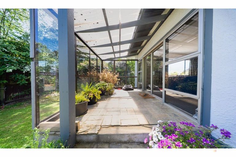 Photo of property in 1 James Street, Waimate, 7980