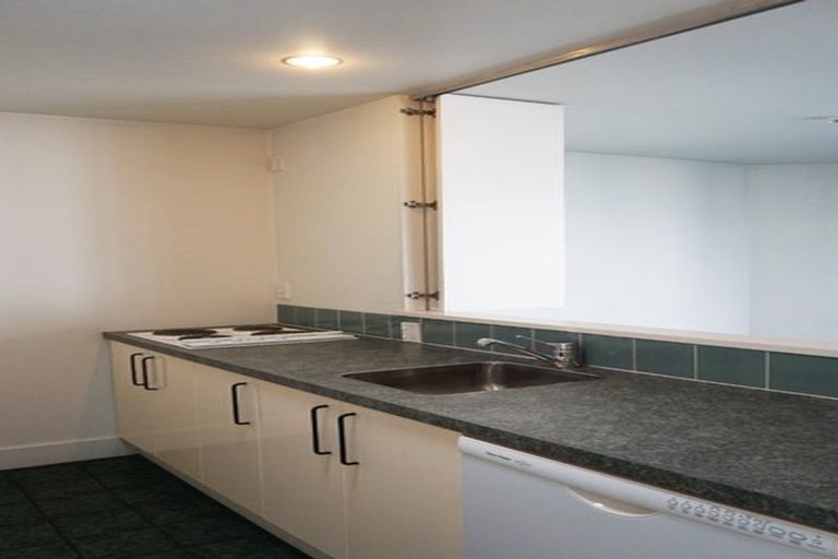 Photo of property in St James Courts, 5/77 Gloucester Street, Christchurch Central, Christchurch, 8013