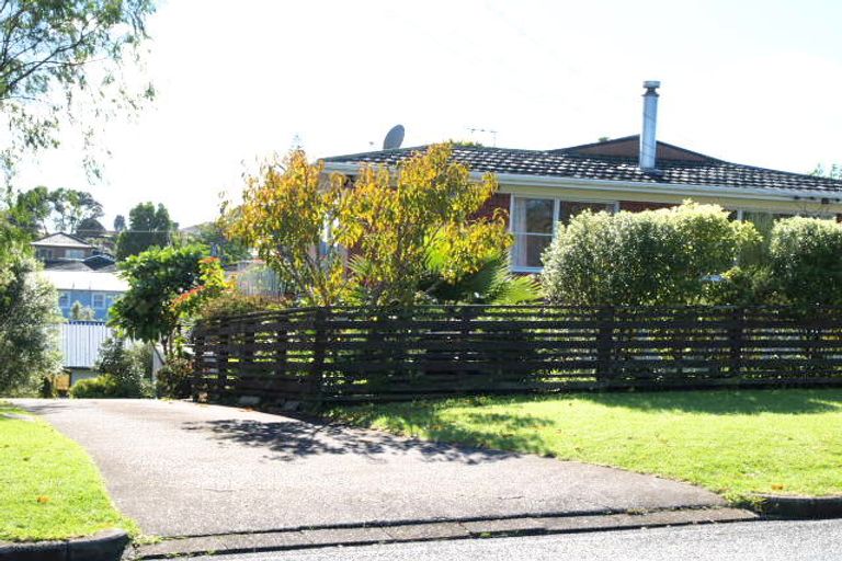 Photo of property in 2/49 Drake Street, Howick, Auckland, 2014