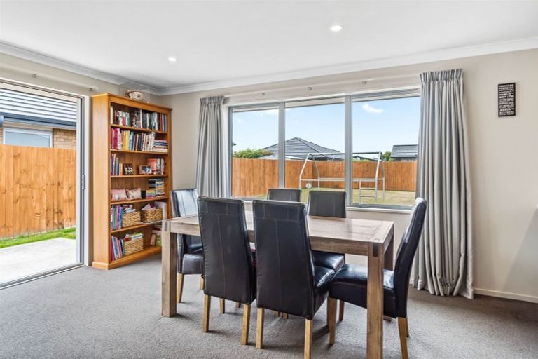 Photo of property in 18 Granite Drive, Rolleston, 7614